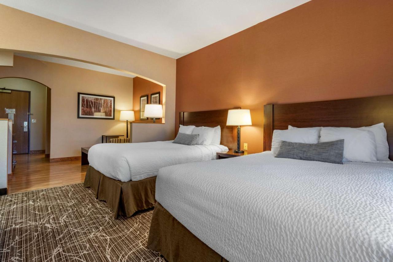 Best Western Plus Chelsea Hotel Monticello Buitenkant foto