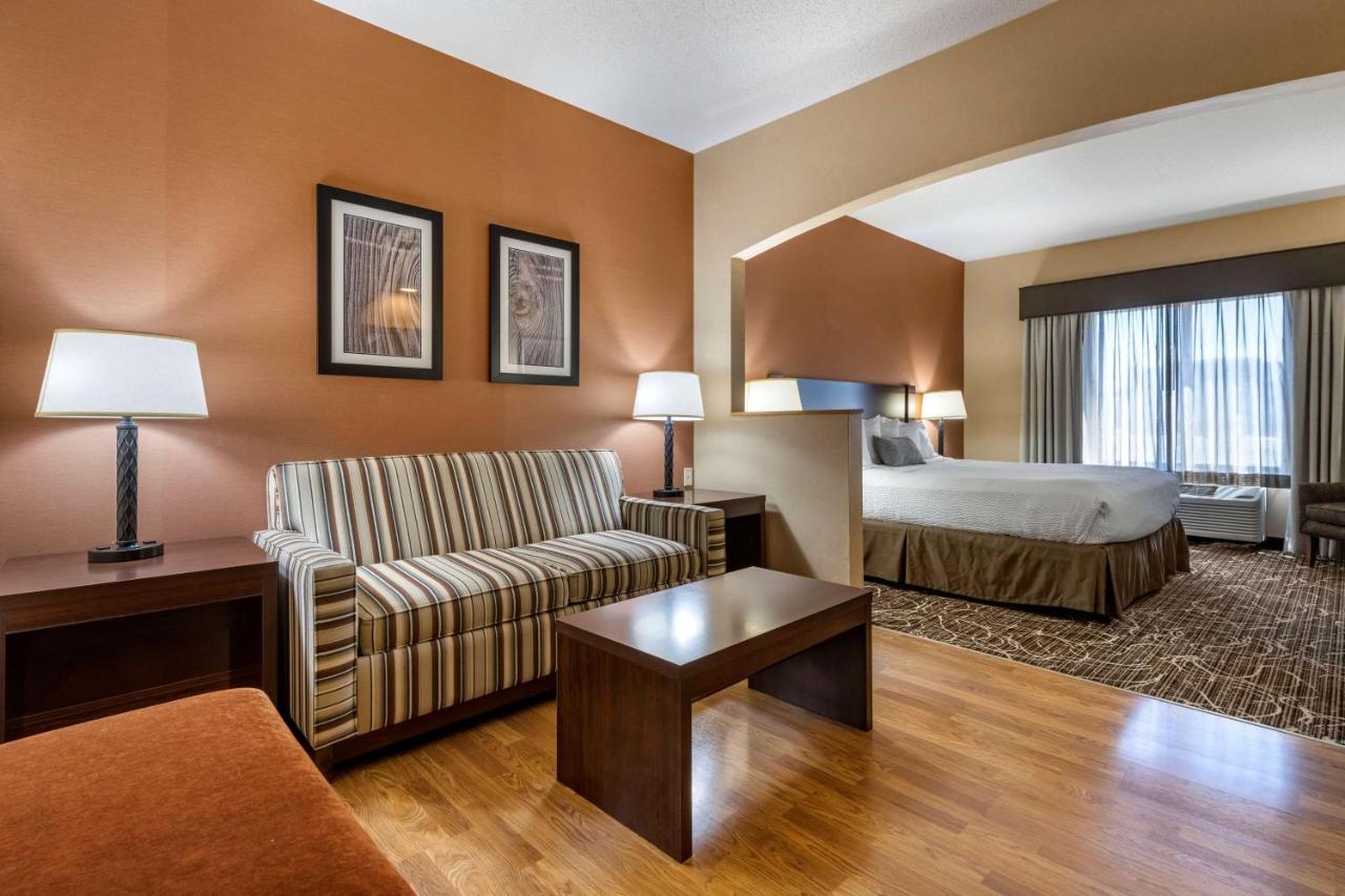 Best Western Plus Chelsea Hotel Monticello Buitenkant foto