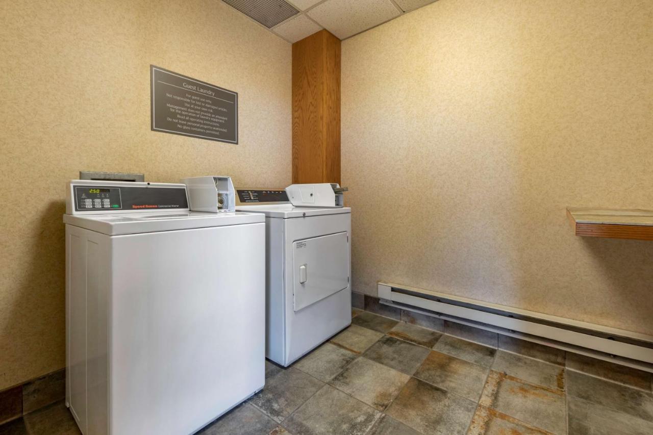 Best Western Plus Chelsea Hotel Monticello Buitenkant foto