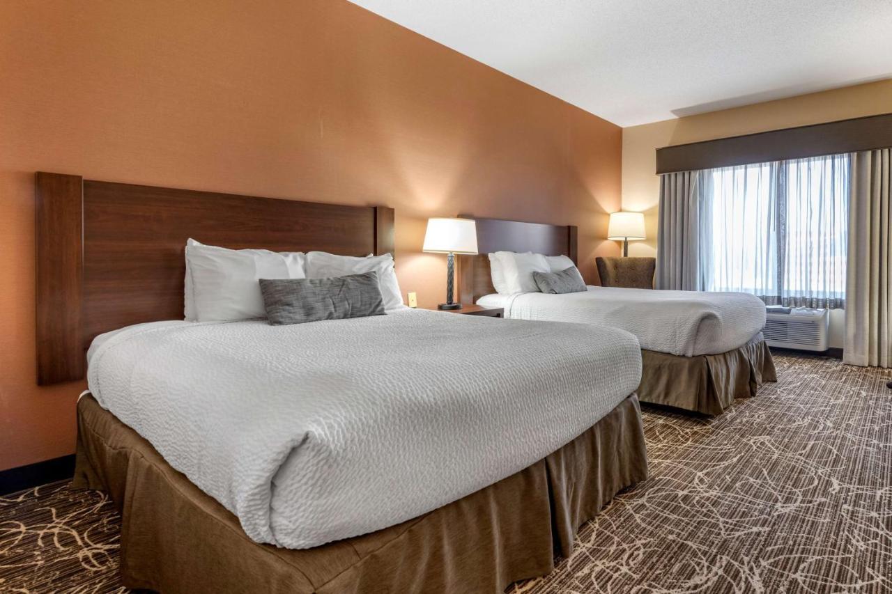 Best Western Plus Chelsea Hotel Monticello Buitenkant foto