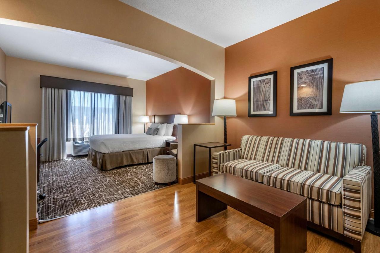 Best Western Plus Chelsea Hotel Monticello Buitenkant foto