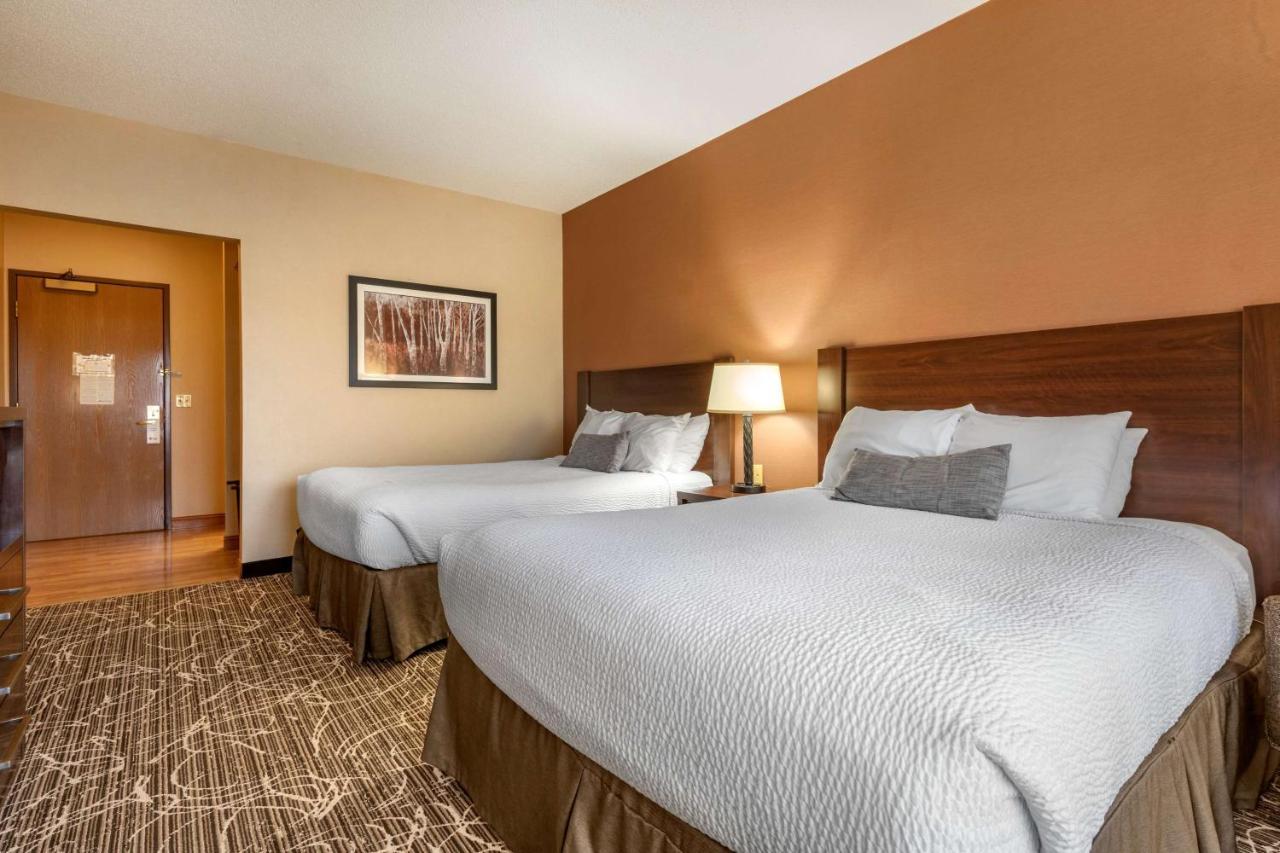 Best Western Plus Chelsea Hotel Monticello Buitenkant foto