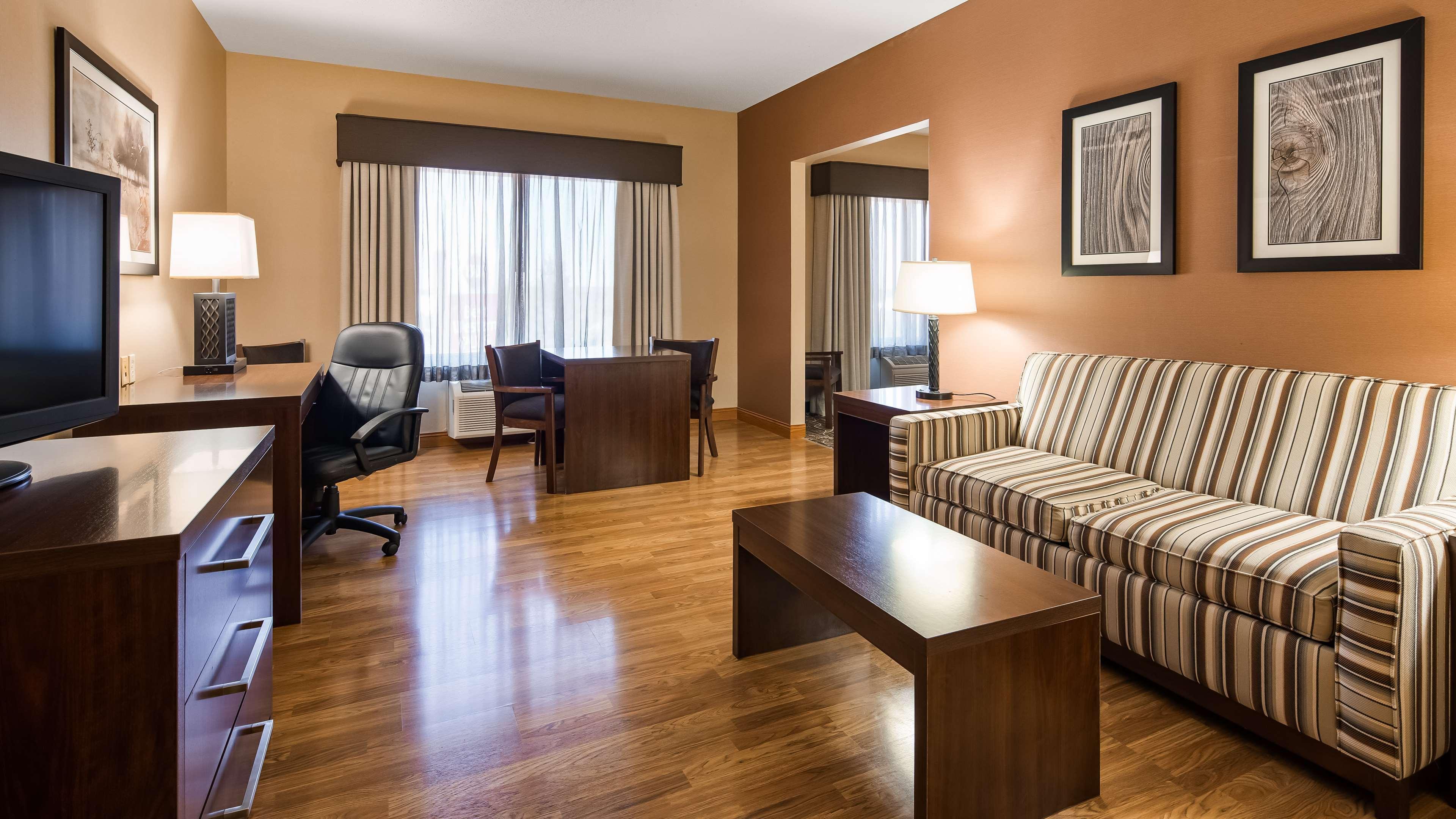 Best Western Plus Chelsea Hotel Monticello Buitenkant foto
