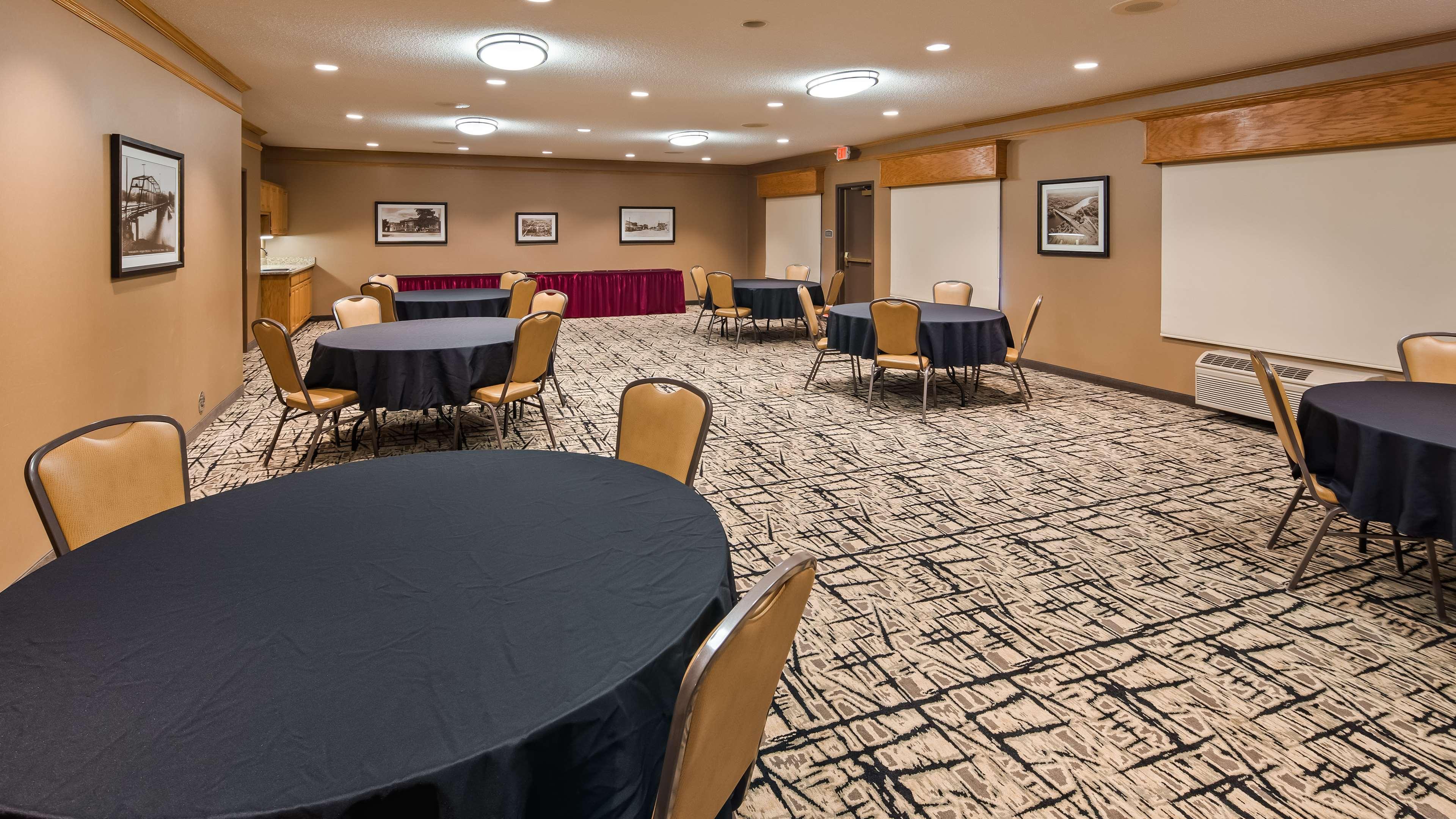 Best Western Plus Chelsea Hotel Monticello Buitenkant foto